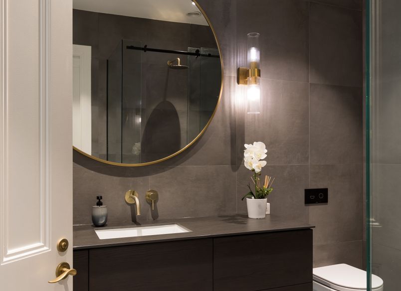 Georgina Street, Freemans Bay, Main Bathroom