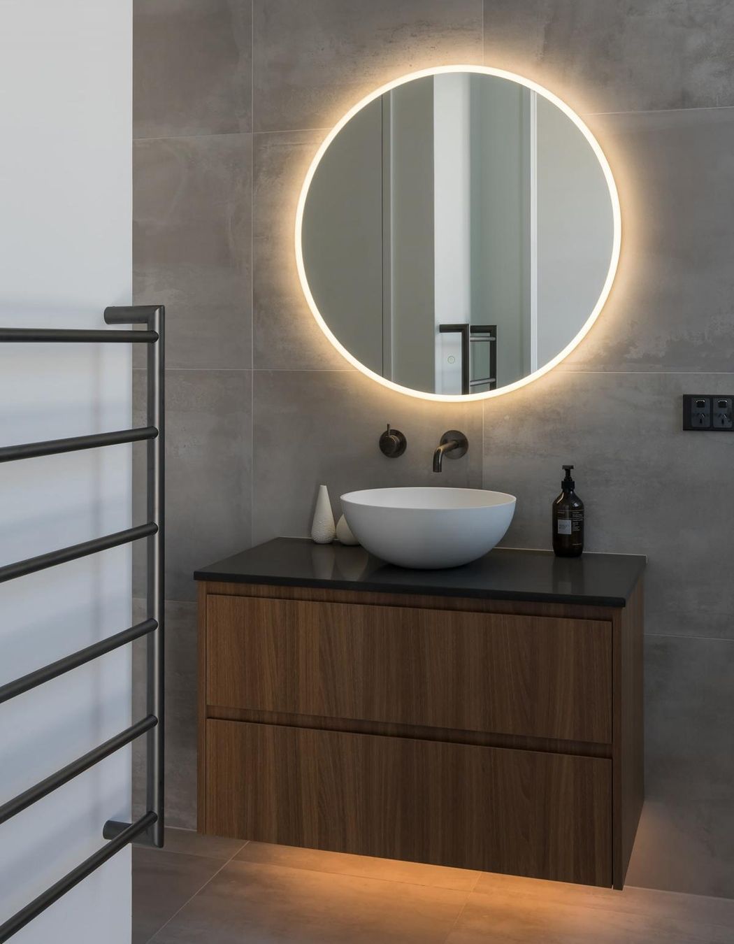 Fisher Point Residence