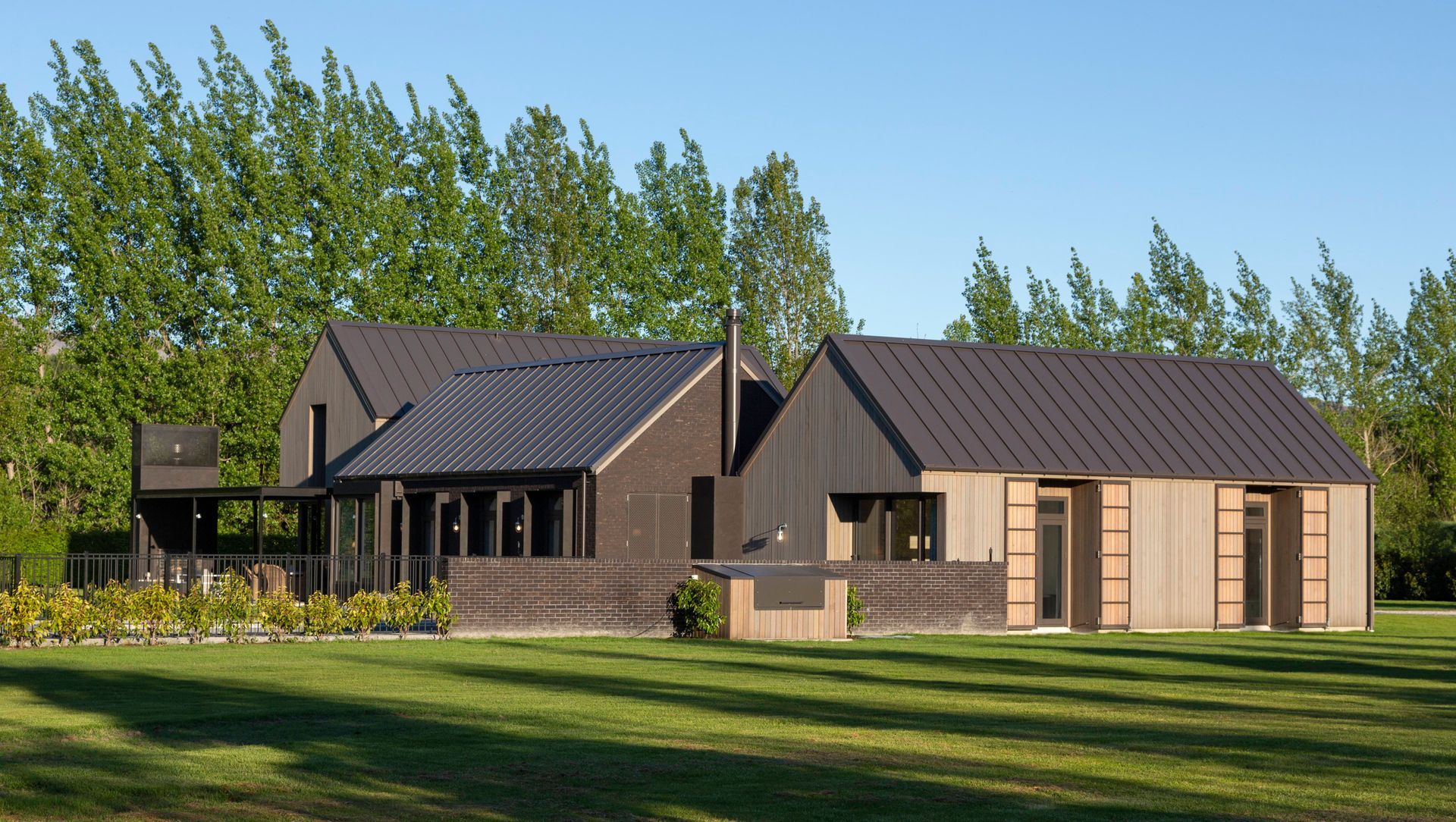 Speargrass Flats | Roz Hamilton Interiors banner