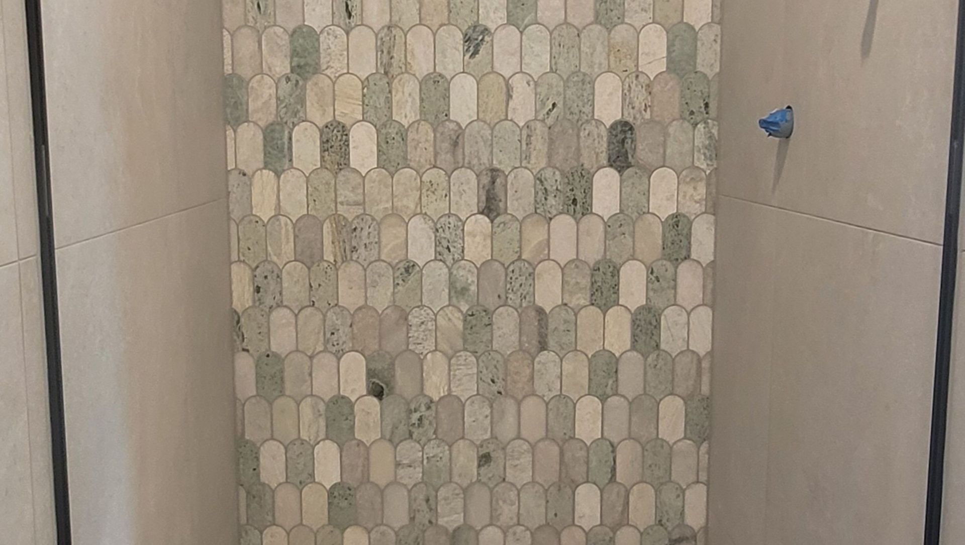Damn Good Tiling - bathroom mosaic tiling w niche banner