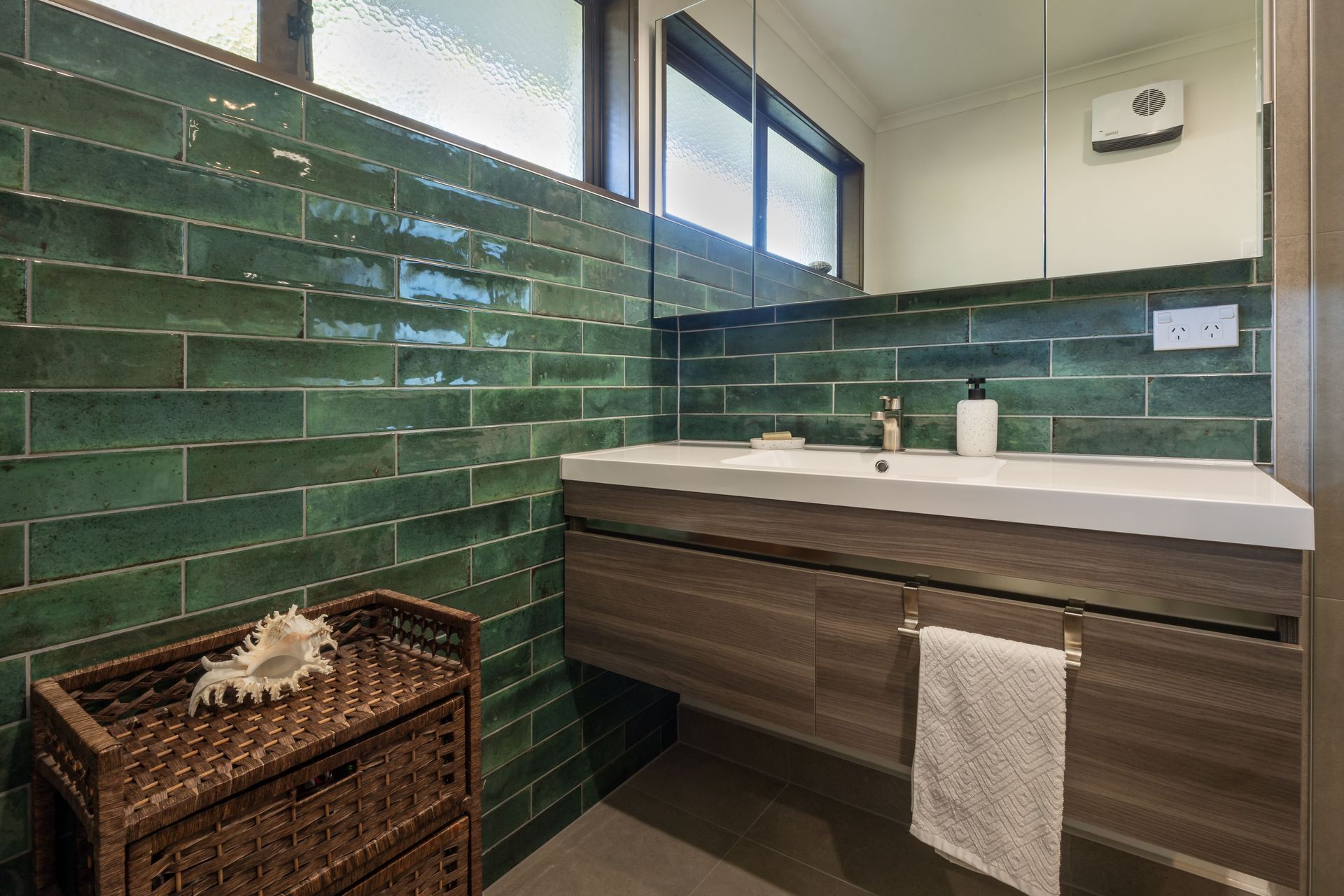 Transforming an Outdated Bathroom into a Relaxing and Luxurious Space