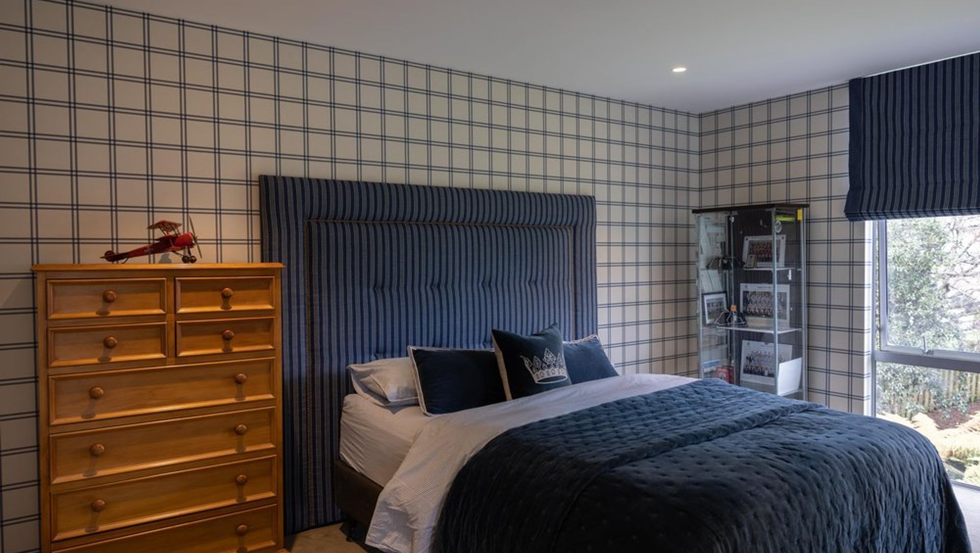 Fendalton House IV banner