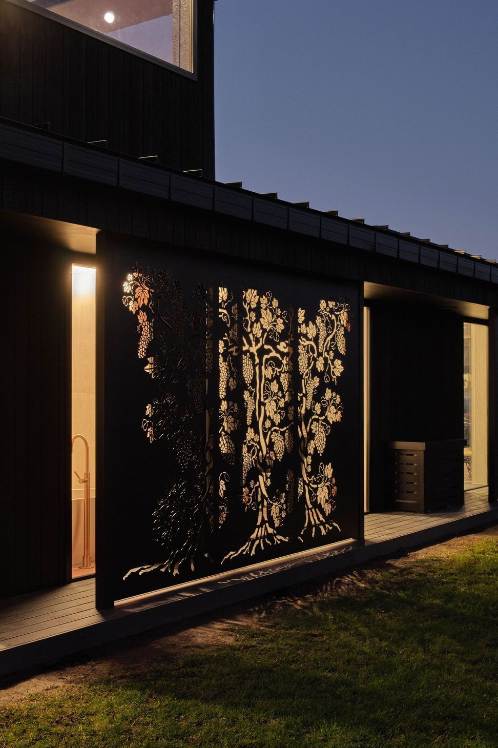Grand-Design-Privacy-PanelsR.jpg