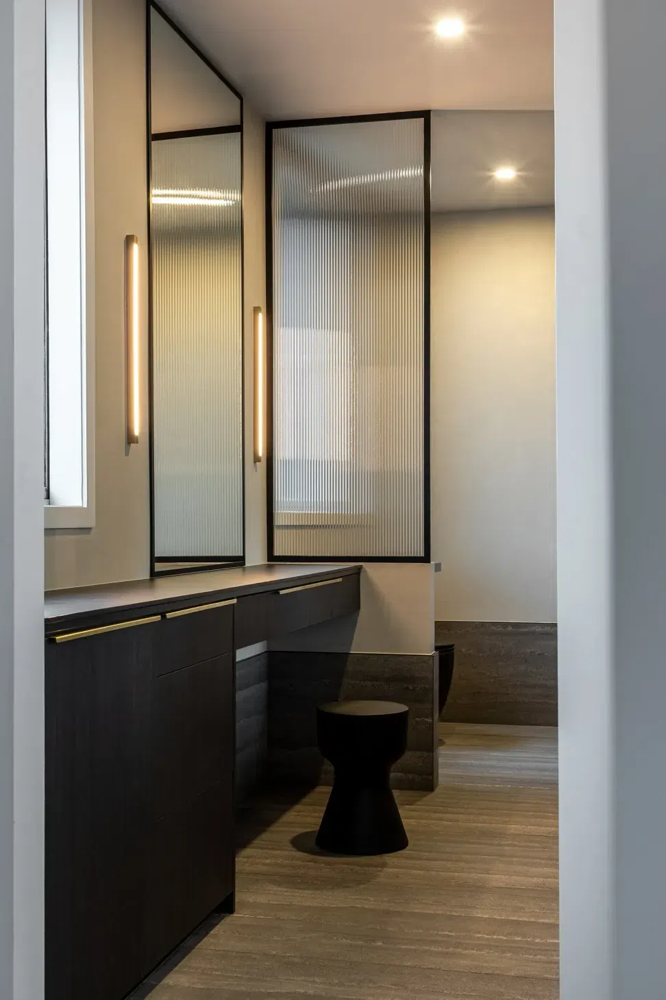 Hamrdsuavebathroom5.webp