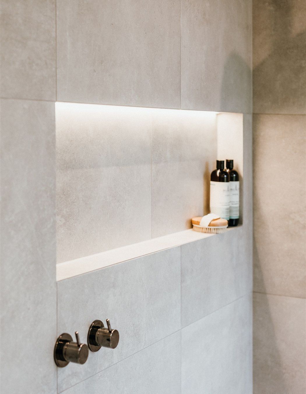 Modern + Textured Ensuite