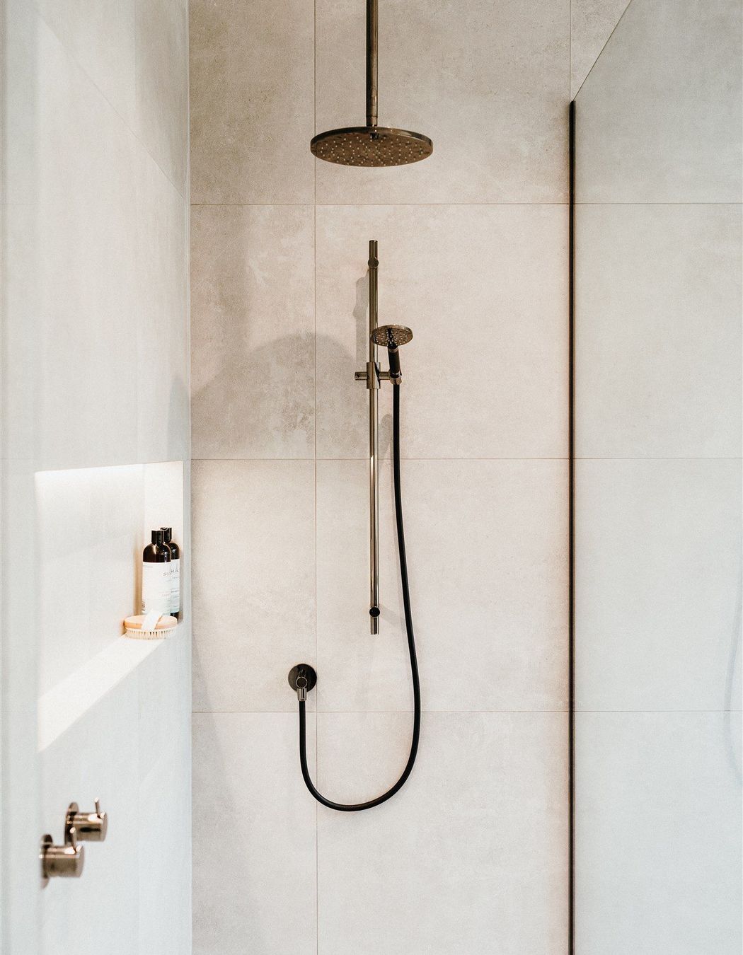 Modern + Textured Ensuite