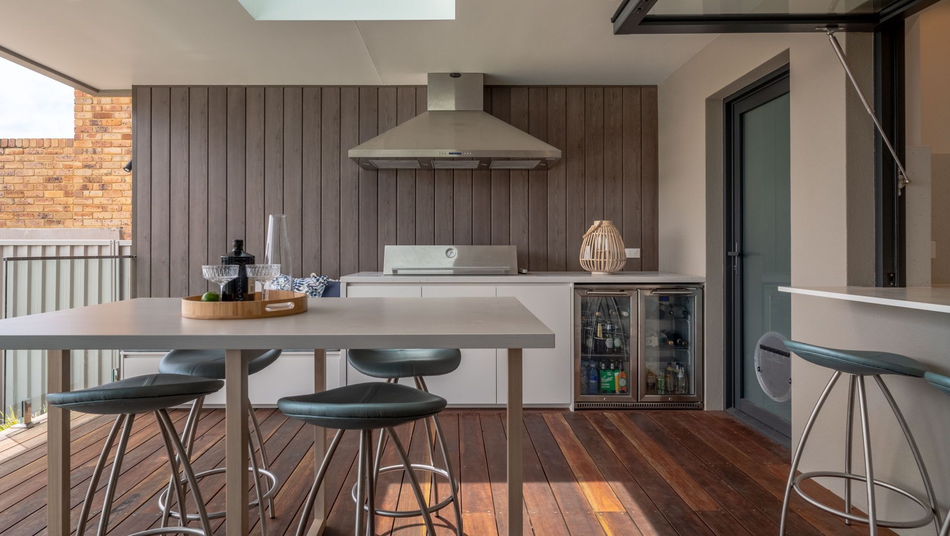 Oyster Bay Family Home banner