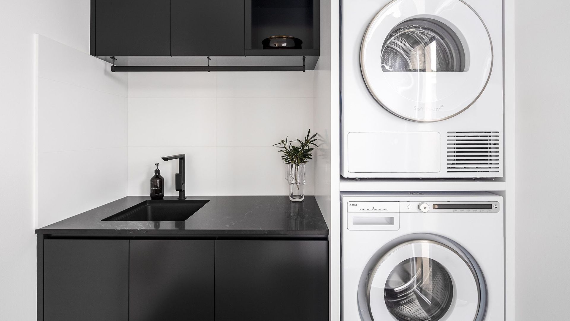 Huntriss Project - Laundry banner