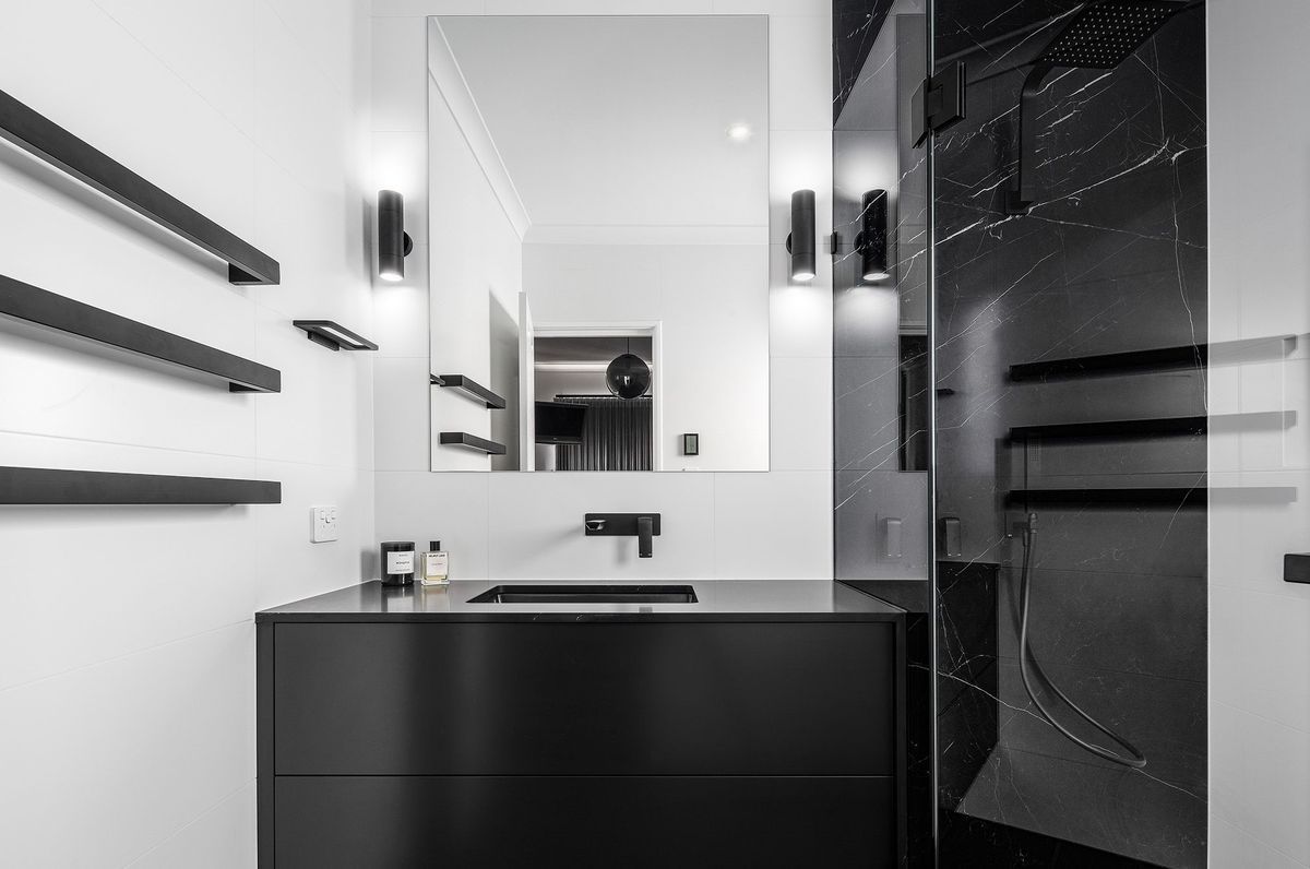 Huntriss Project - Ensuite