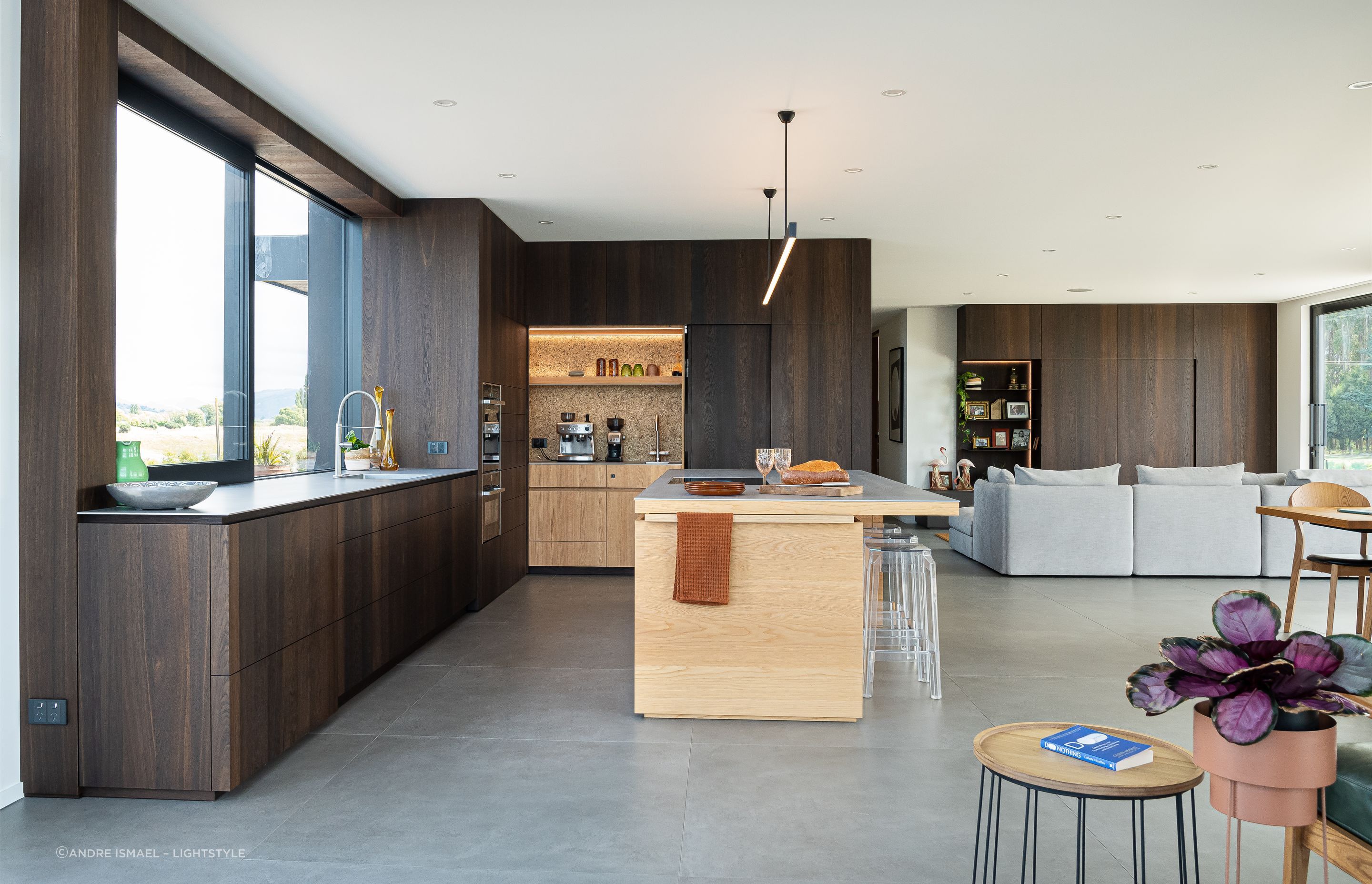 LivingDesignRiverRdDSC0982.jpg