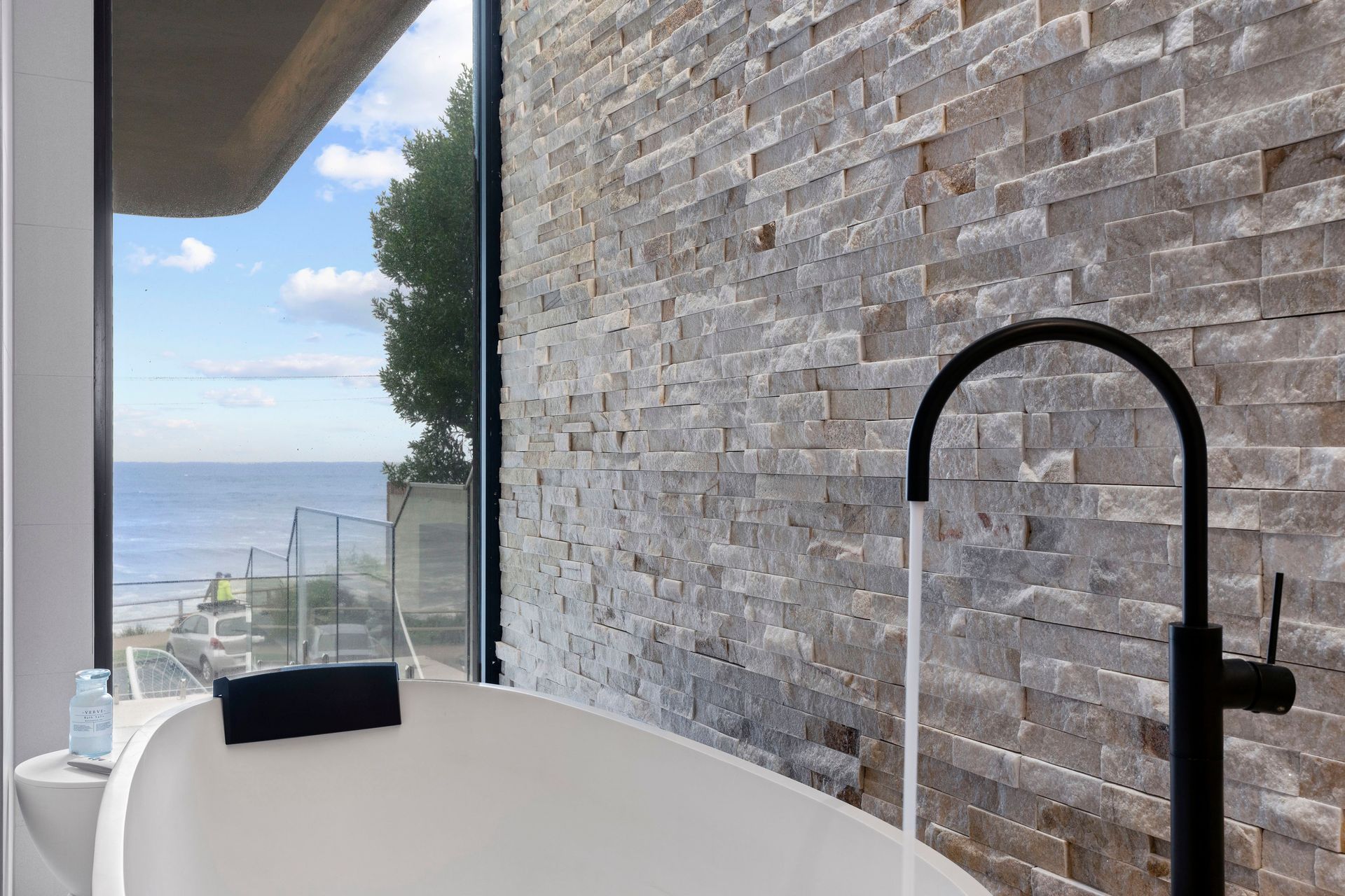 AirBnb - South Coogee