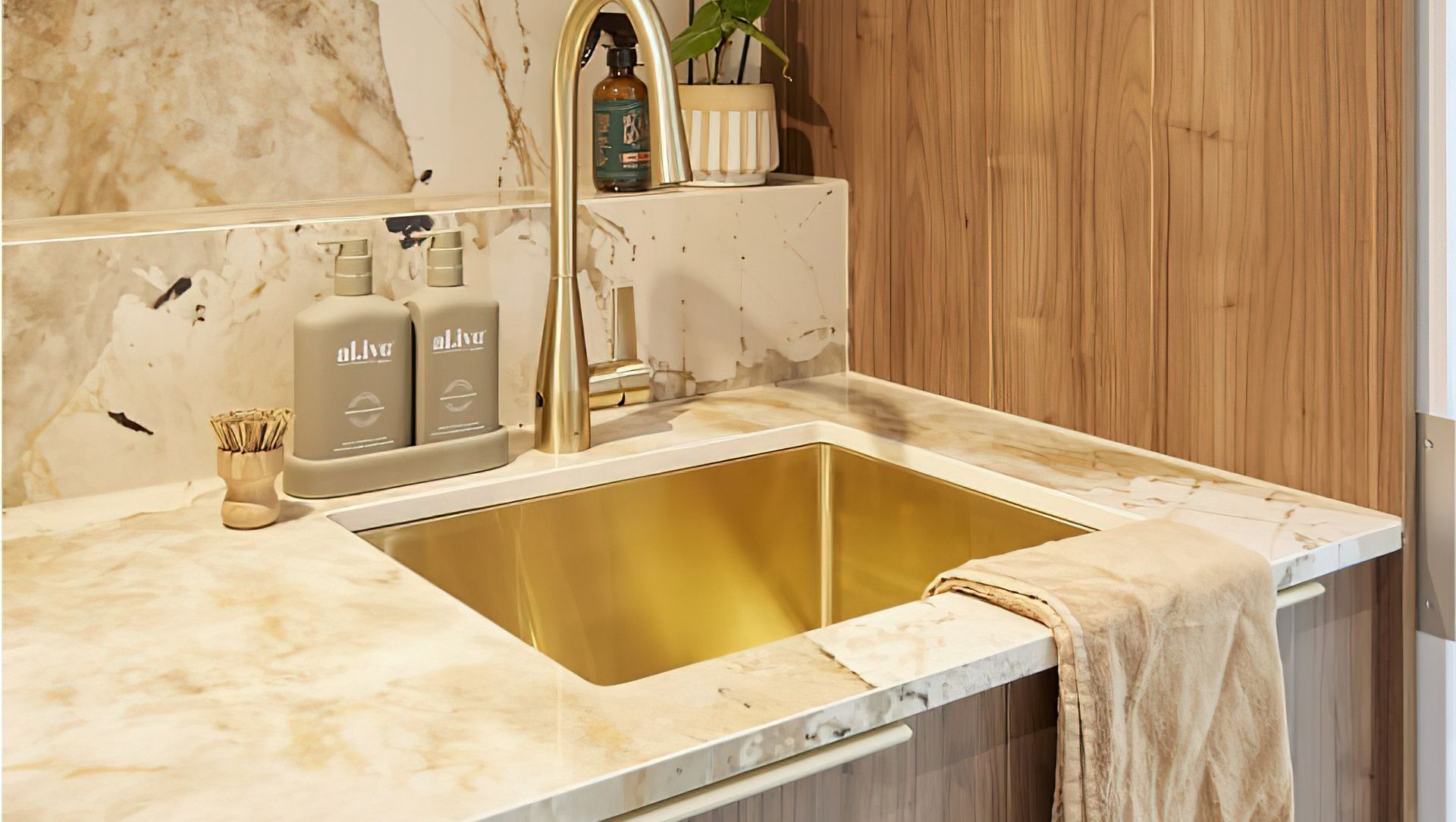 Courtney and Grant's The Block 02 Home banner