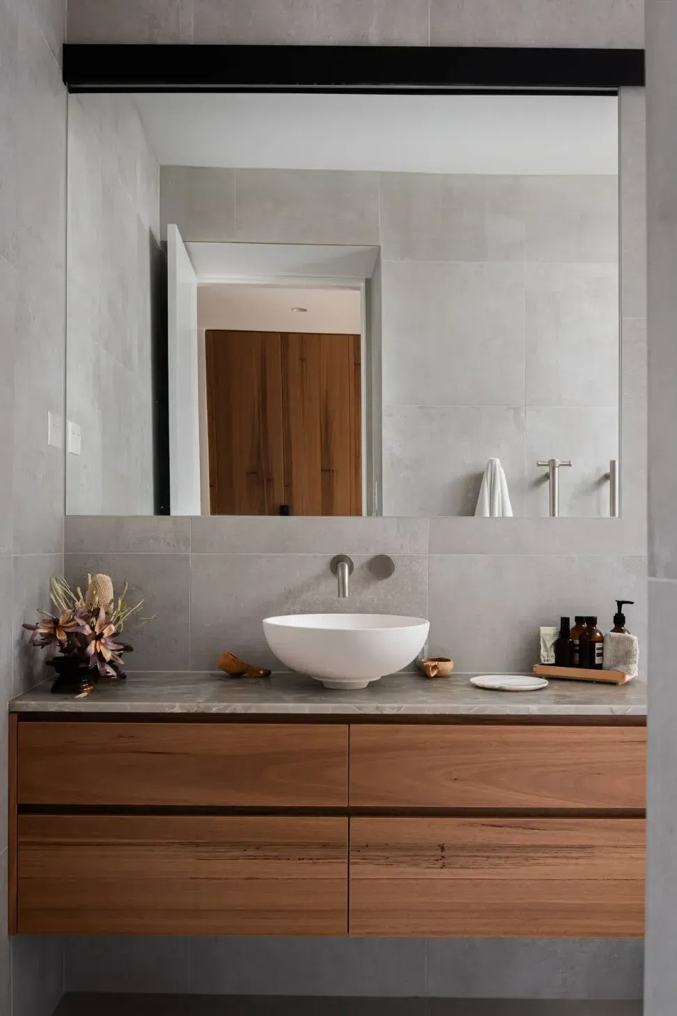 clifftops-wombarra-interior-design-timber-detail.webp