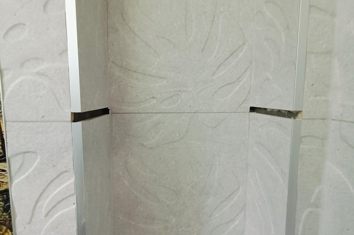 Damn Good Tiling - Feature Wall