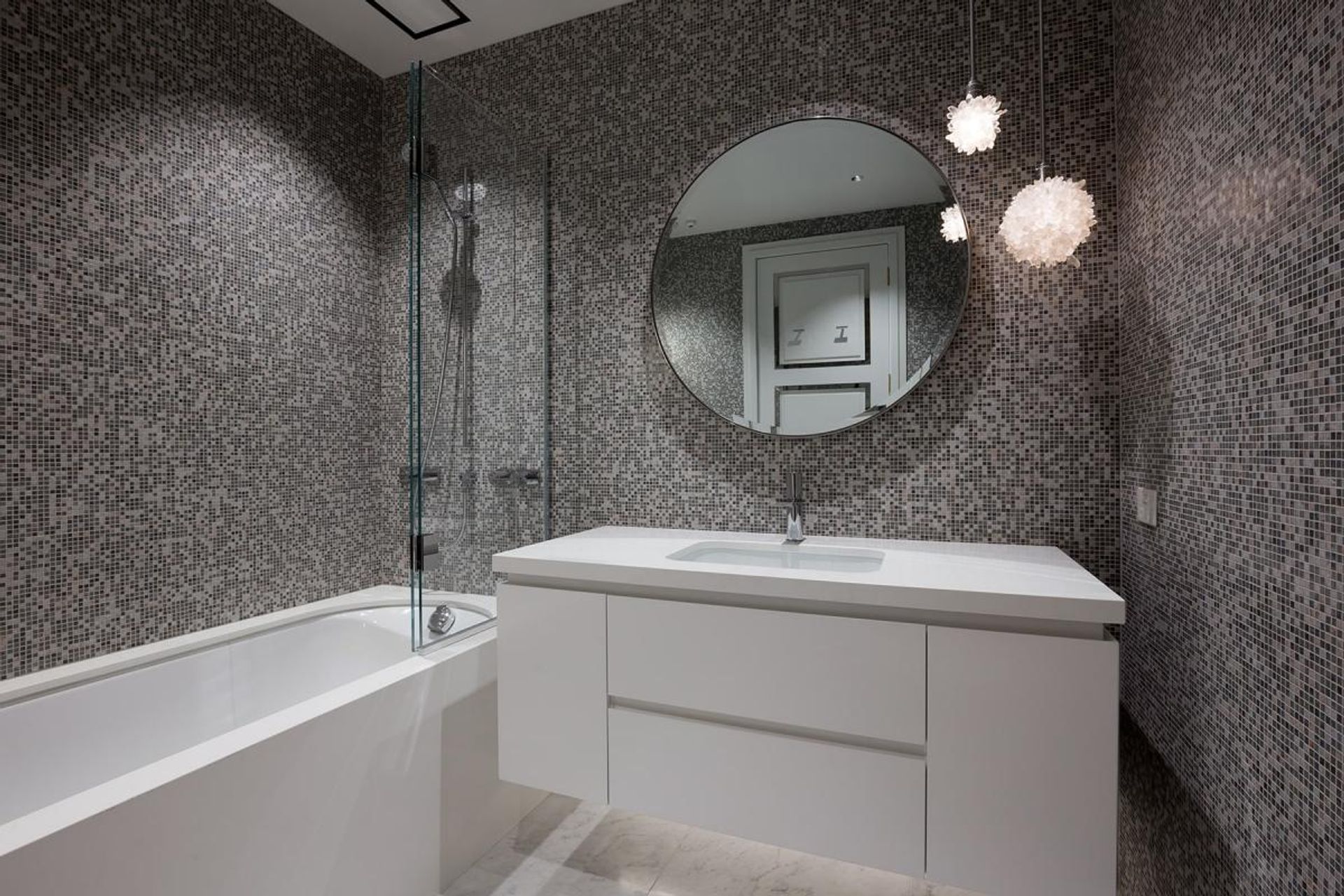 Luxurious Auckland Apartment