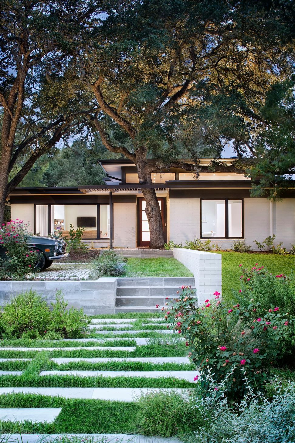 imgi98allison2Bburke2Binterior2BdesignPaul2BFinkelaustin2Binterior2Bdesigner20.jpg