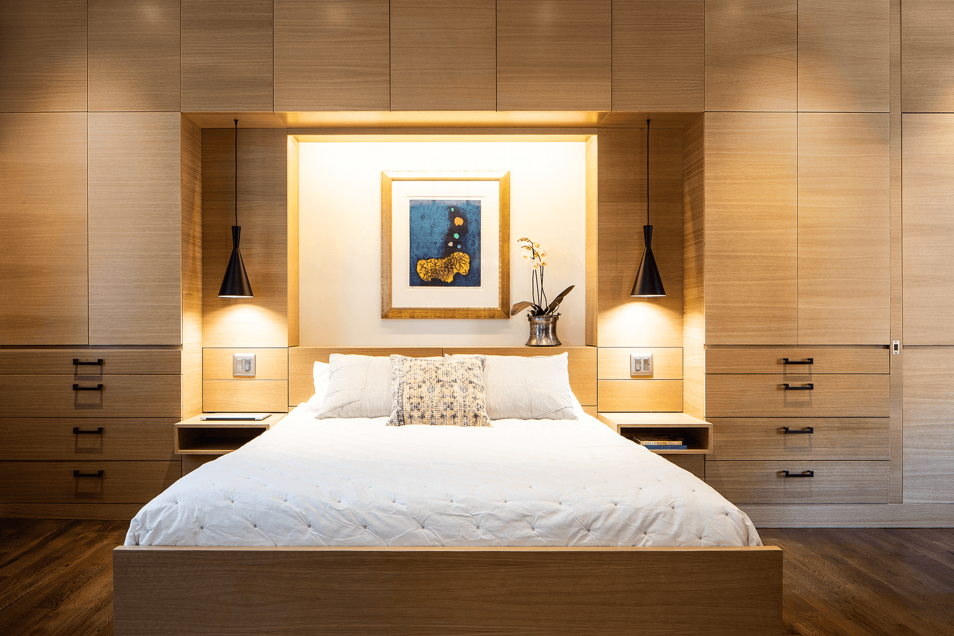 kYd-Old-City-Condominium-06.png