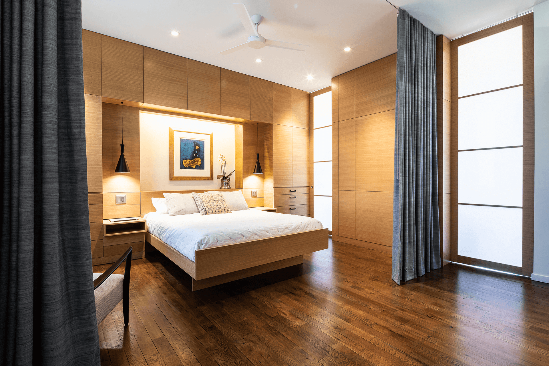 kYd-Old-City-Condominium-08.png