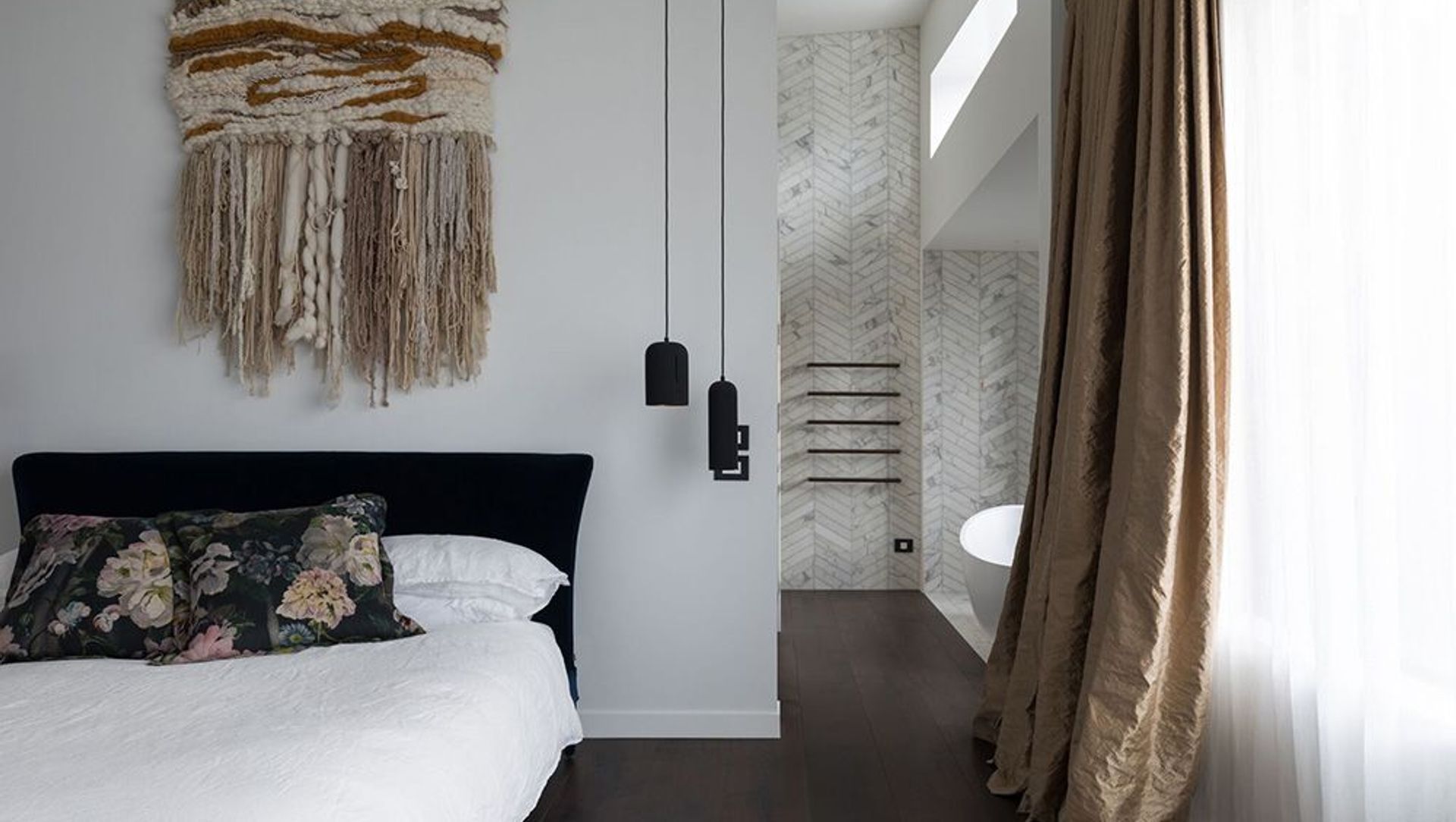 Mount Bathroom banner