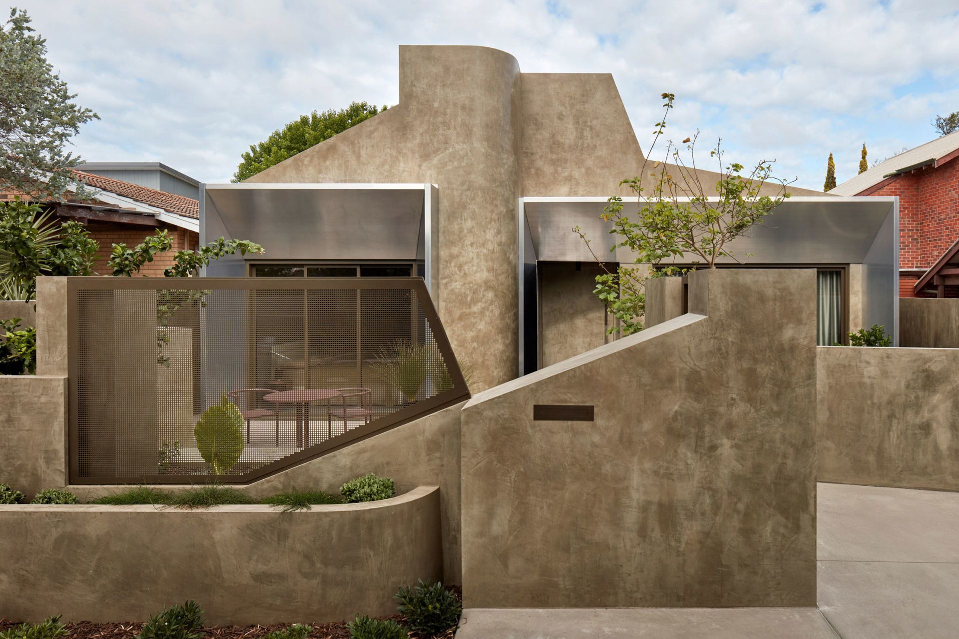 proc-house-04-2400x1600.jpg