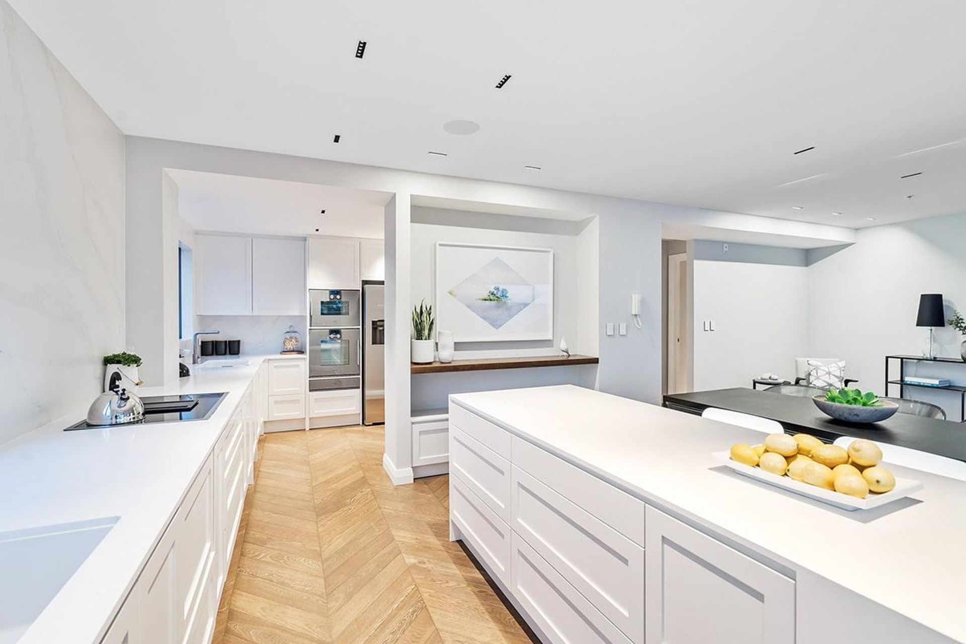 Tamaki Drive Residence