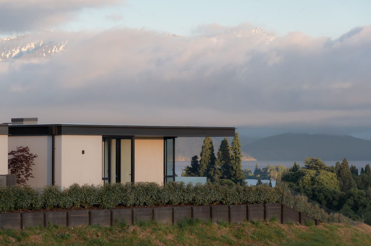 Lake Ridge House