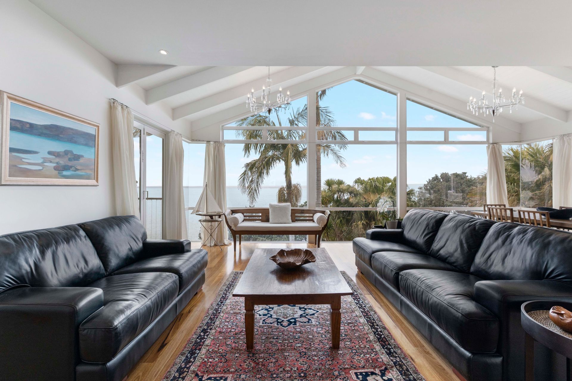 100 Cornwallis, Cornwallis