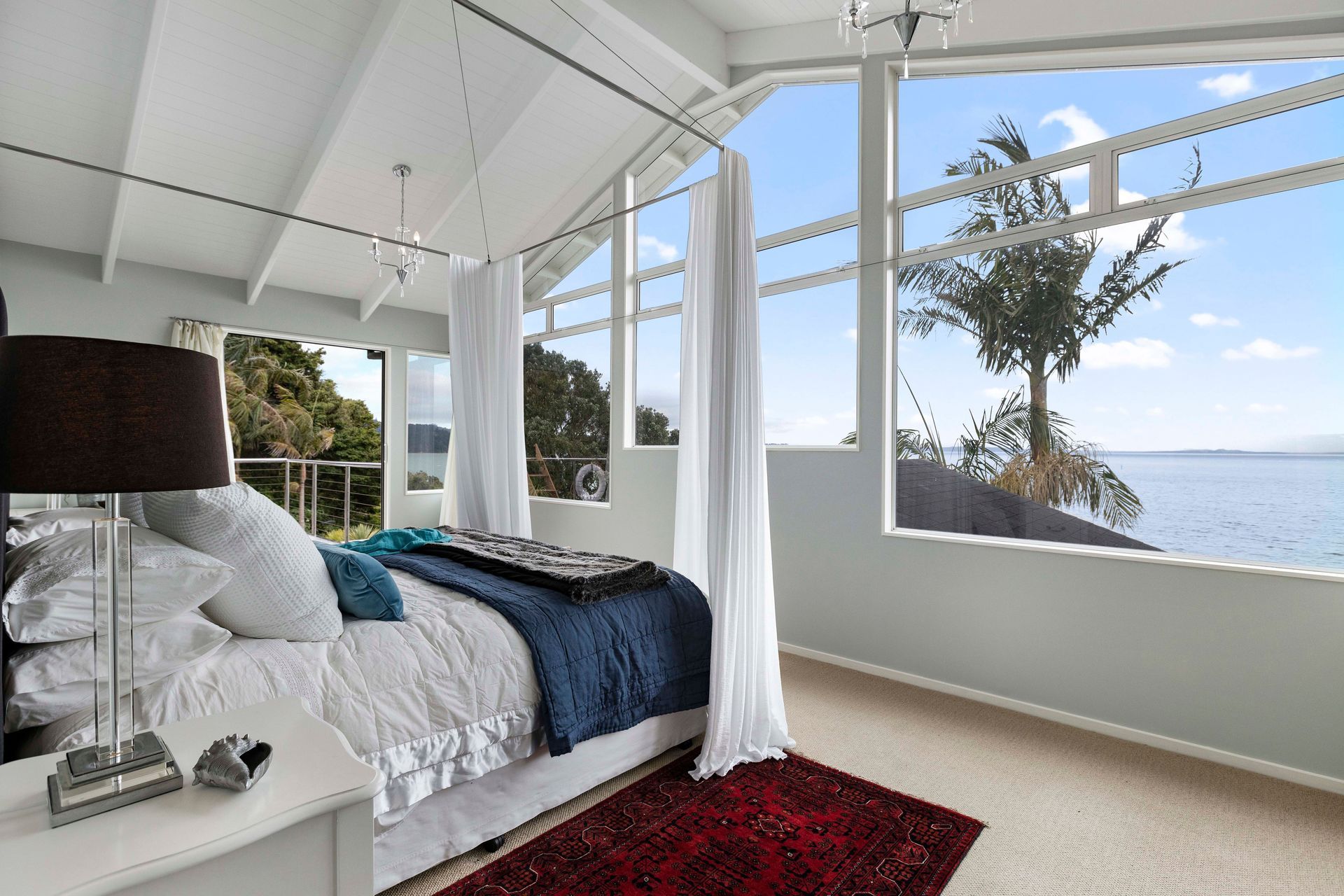 100 Cornwallis, Cornwallis