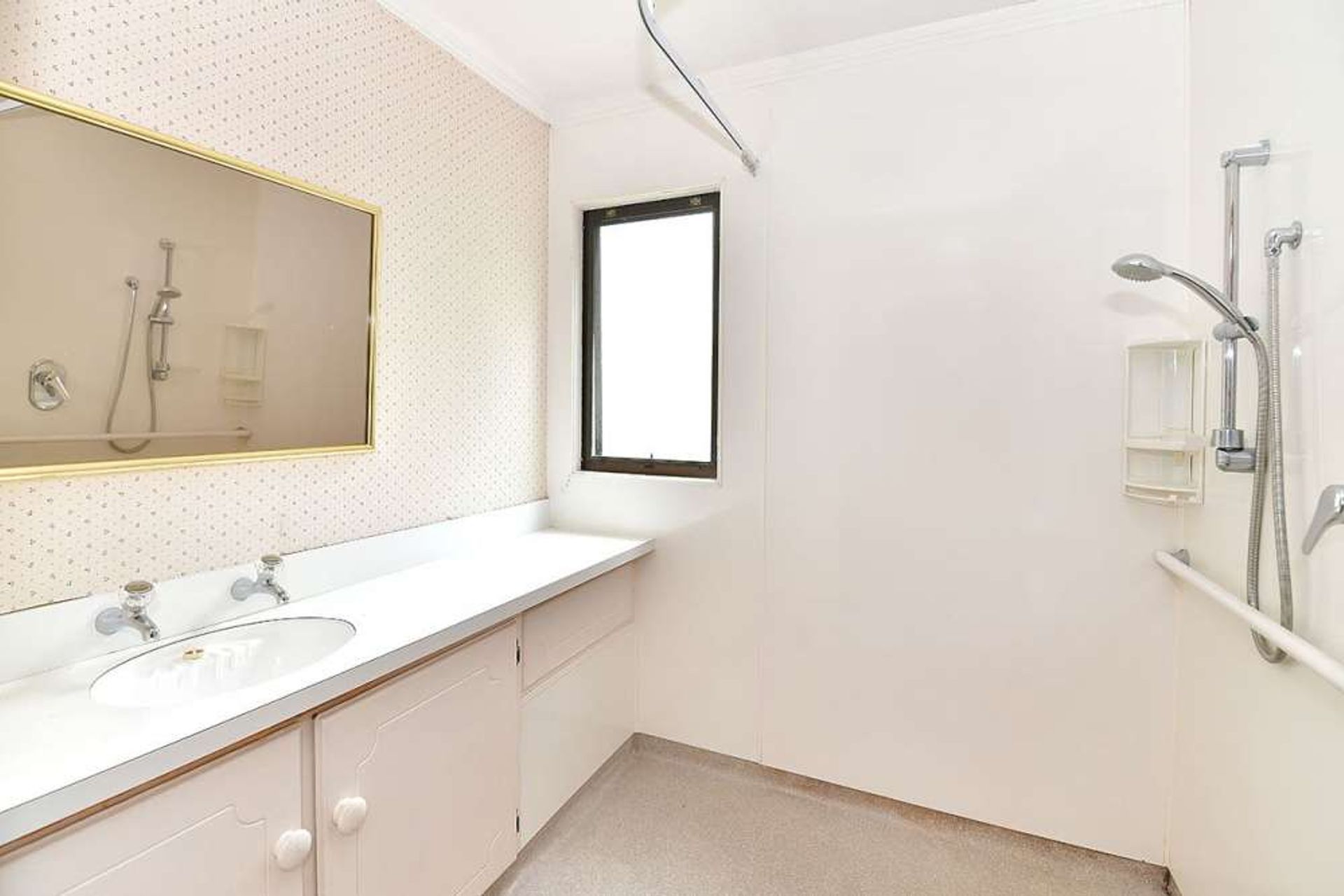 Before the Bathroom was renovated. 