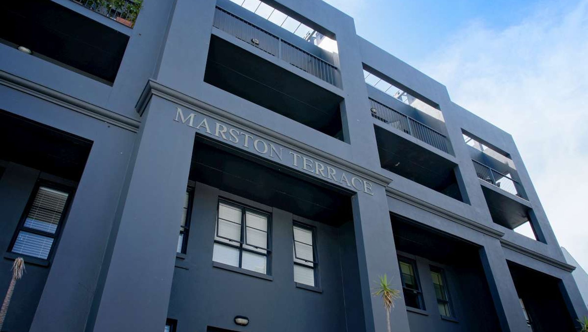 Urban Luxury Townhouse Renovation in Parnell, Auckland banner