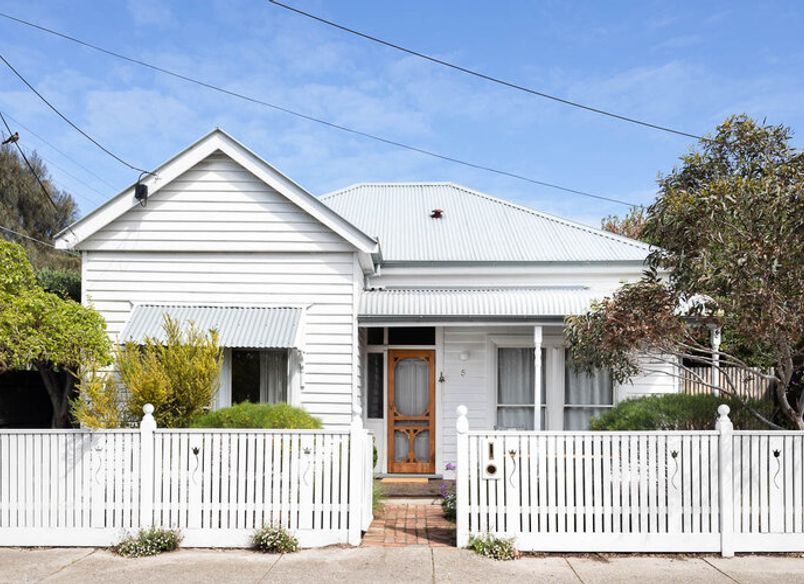 NEW START IN NEWPORT