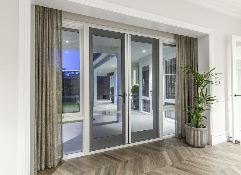 Cedar West - S2 Screens