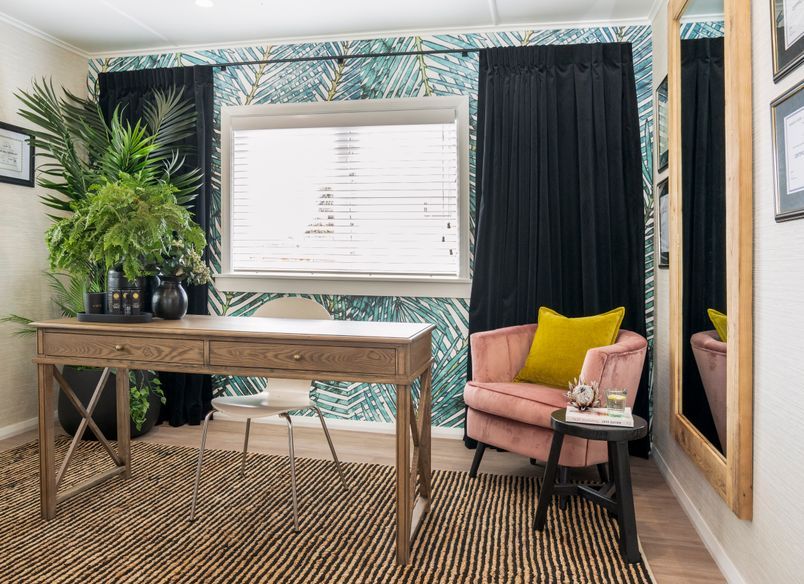 Lynette's Gorgeous Beauty Room