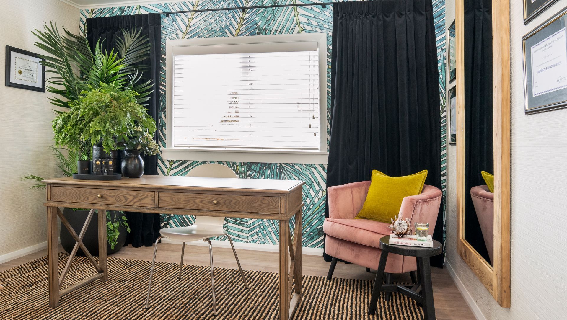 Lynette's Gorgeous Beauty Room banner