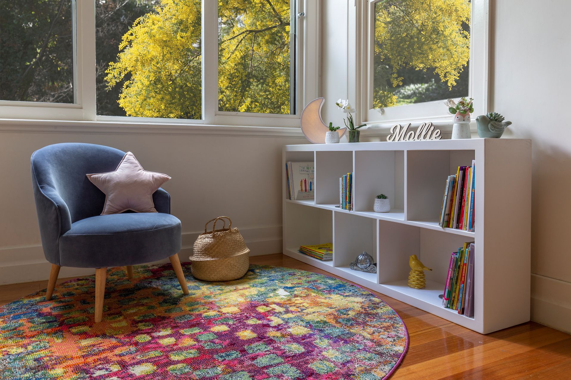 GIRLS BEDROOM DELIGHT