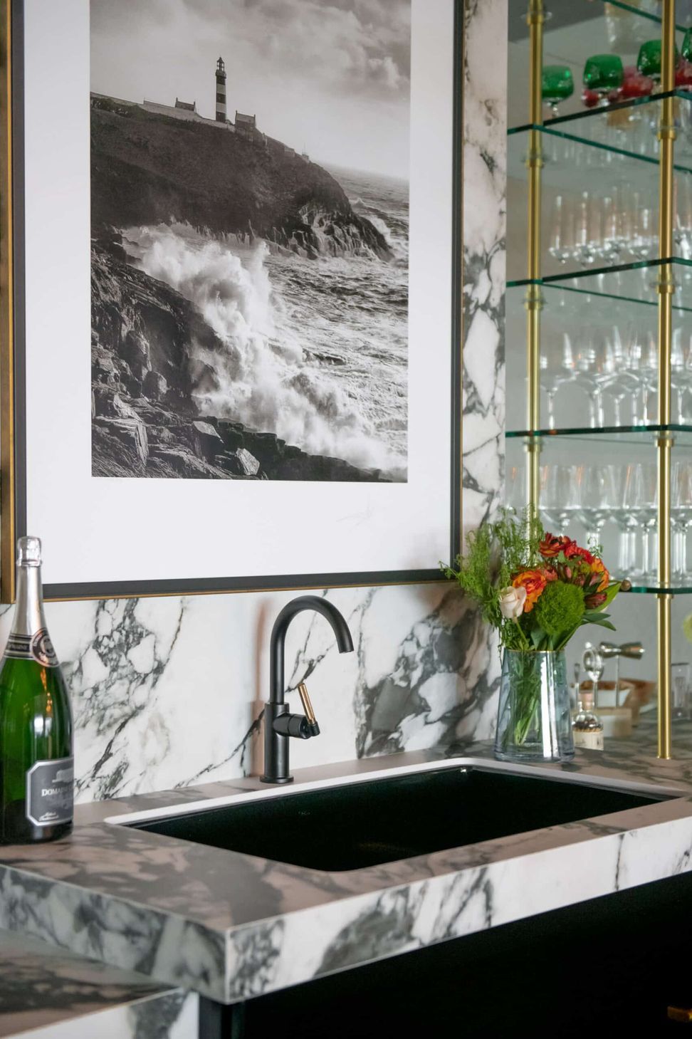 thelakes-thehawthorn-homebar-2-scaled.jpg