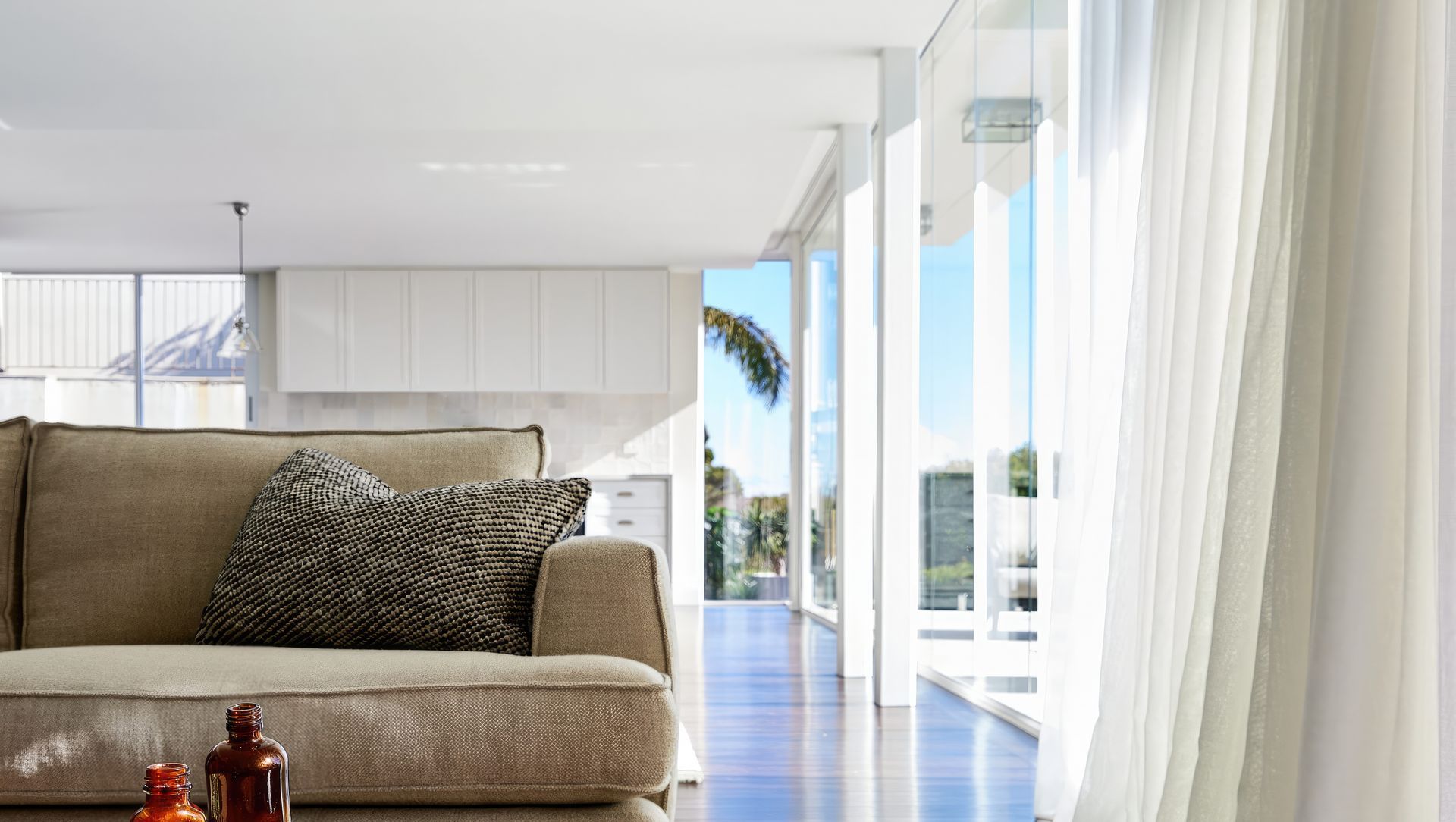 HAMPTONS HOUSE banner