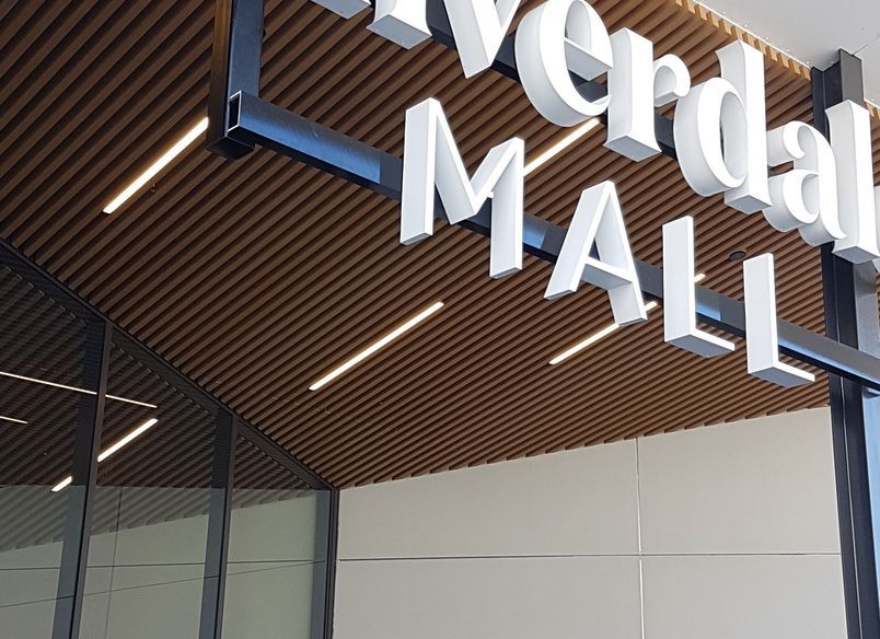 Silverdale Mall, Auckland