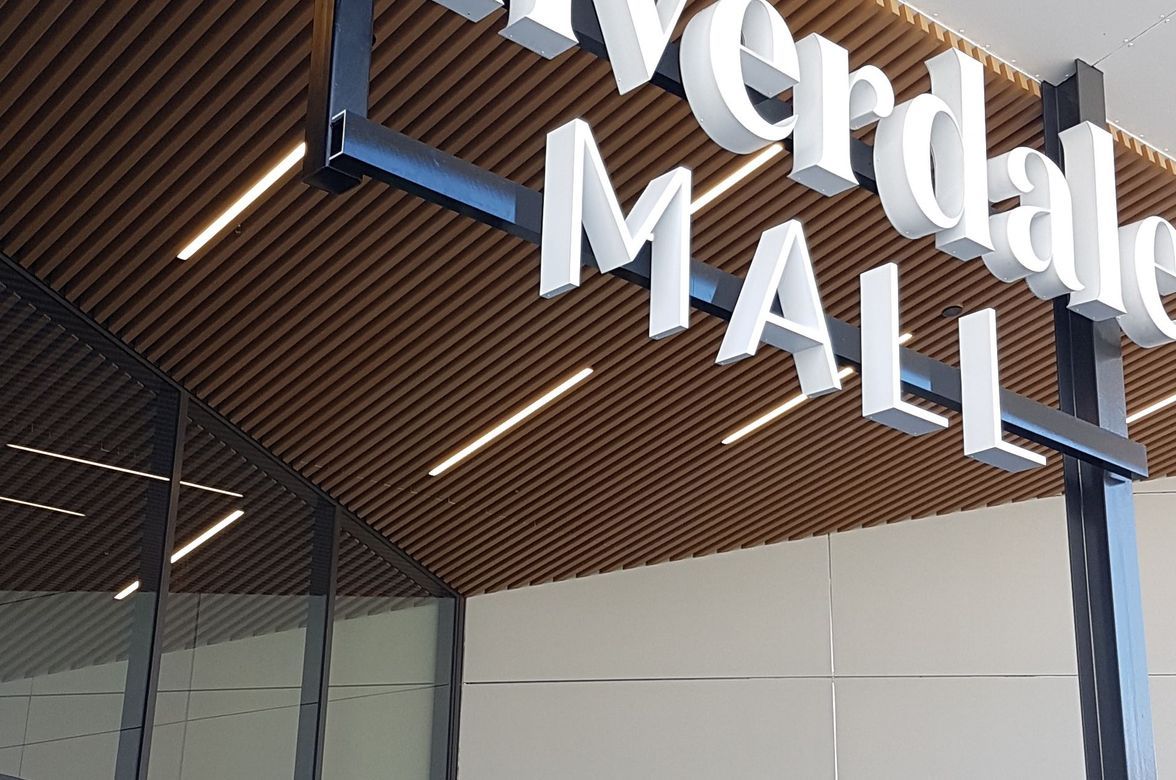 Silverdale Mall, Auckland