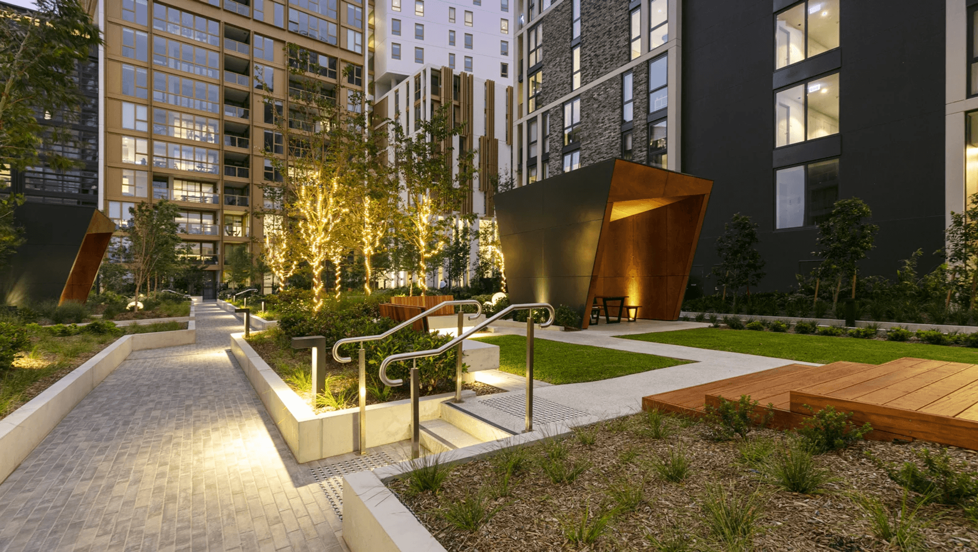 Pavillions SOPA banner