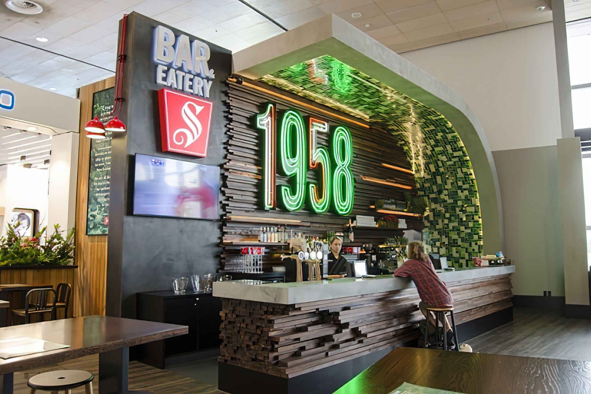 1958 Bar &amp; Eatery