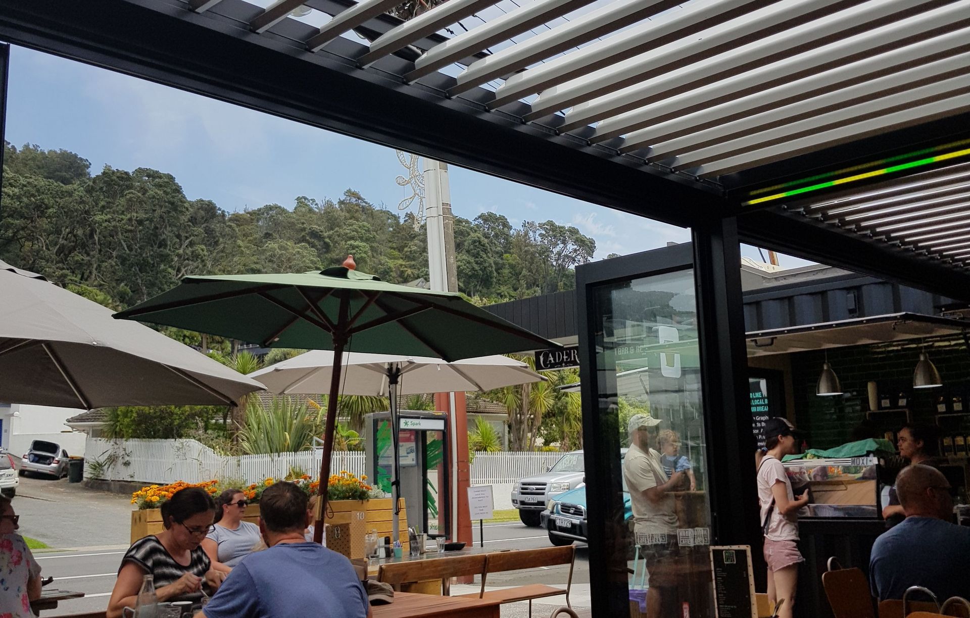 Transforming the Moxi Cafe with Louvre Roofs