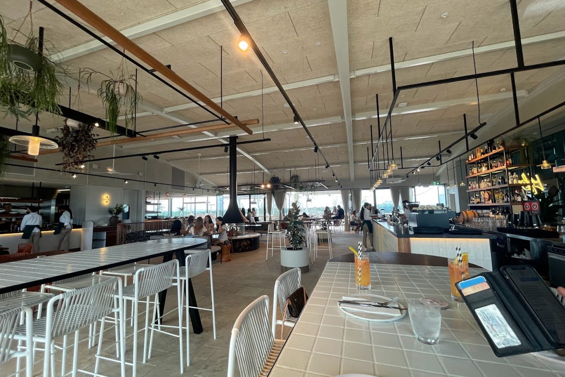 **&amp;&amp;Bankstown Sports Club, NSW (JC Bordelet Eva 992)