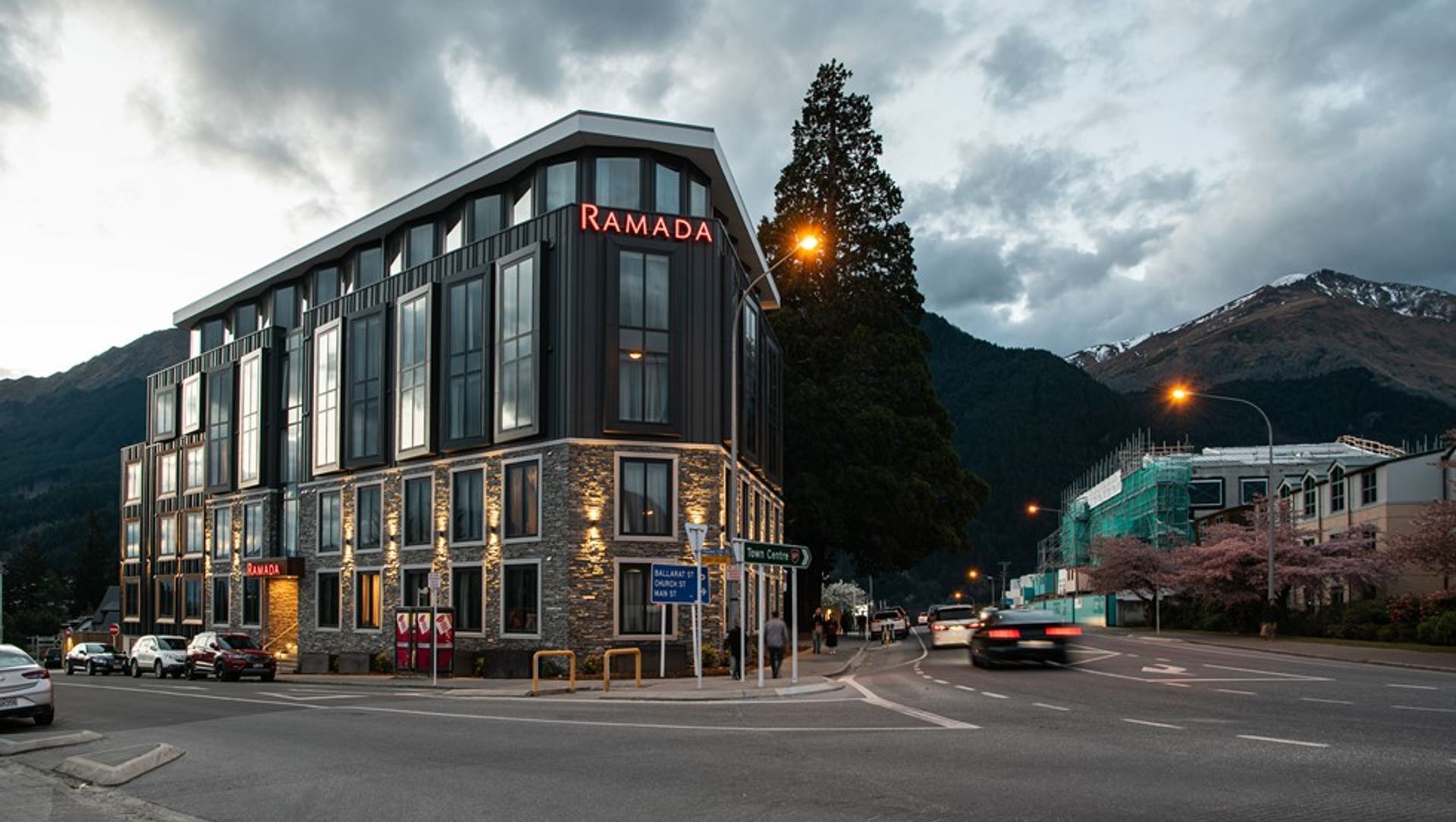 Ramada Queenstown banner