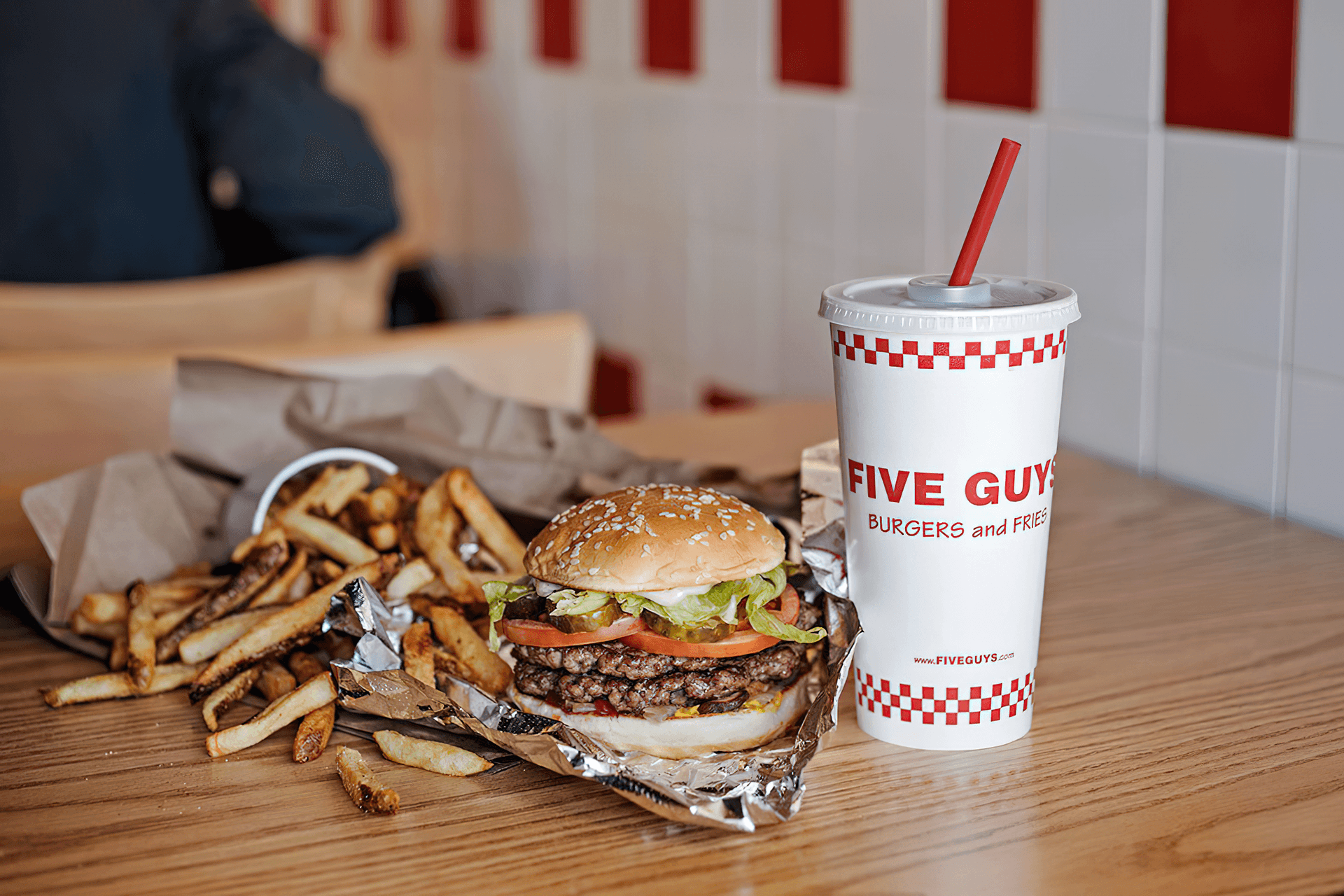 Five-Guys-Southbank-Melbourne10-gigapixel-standard-scale-200x.png