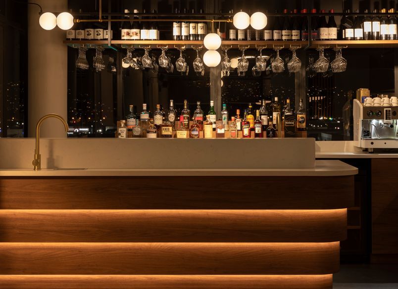 Curves and Tiers in Hospitality