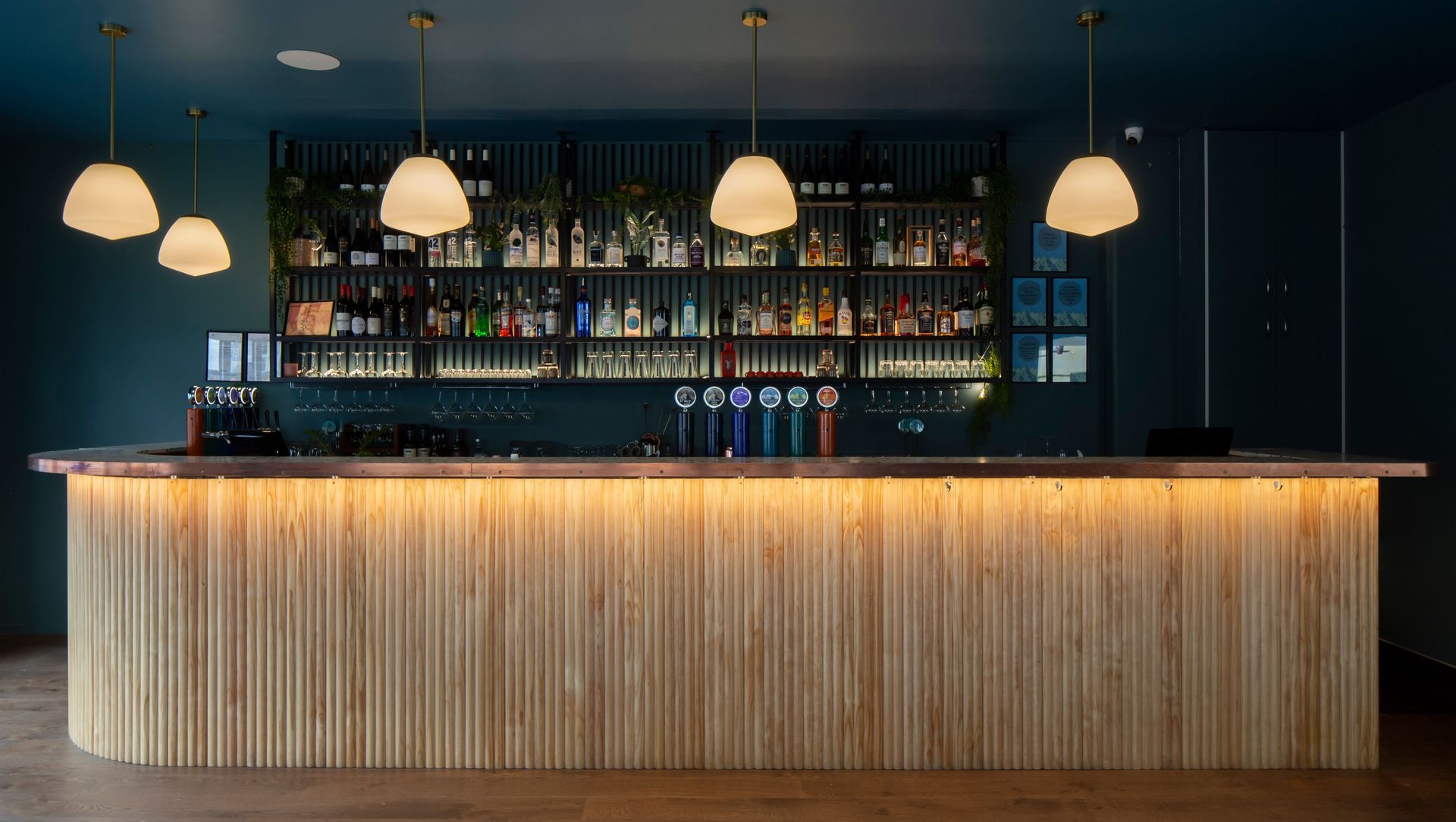 Whakatipu Brewing | Genia Timber banner