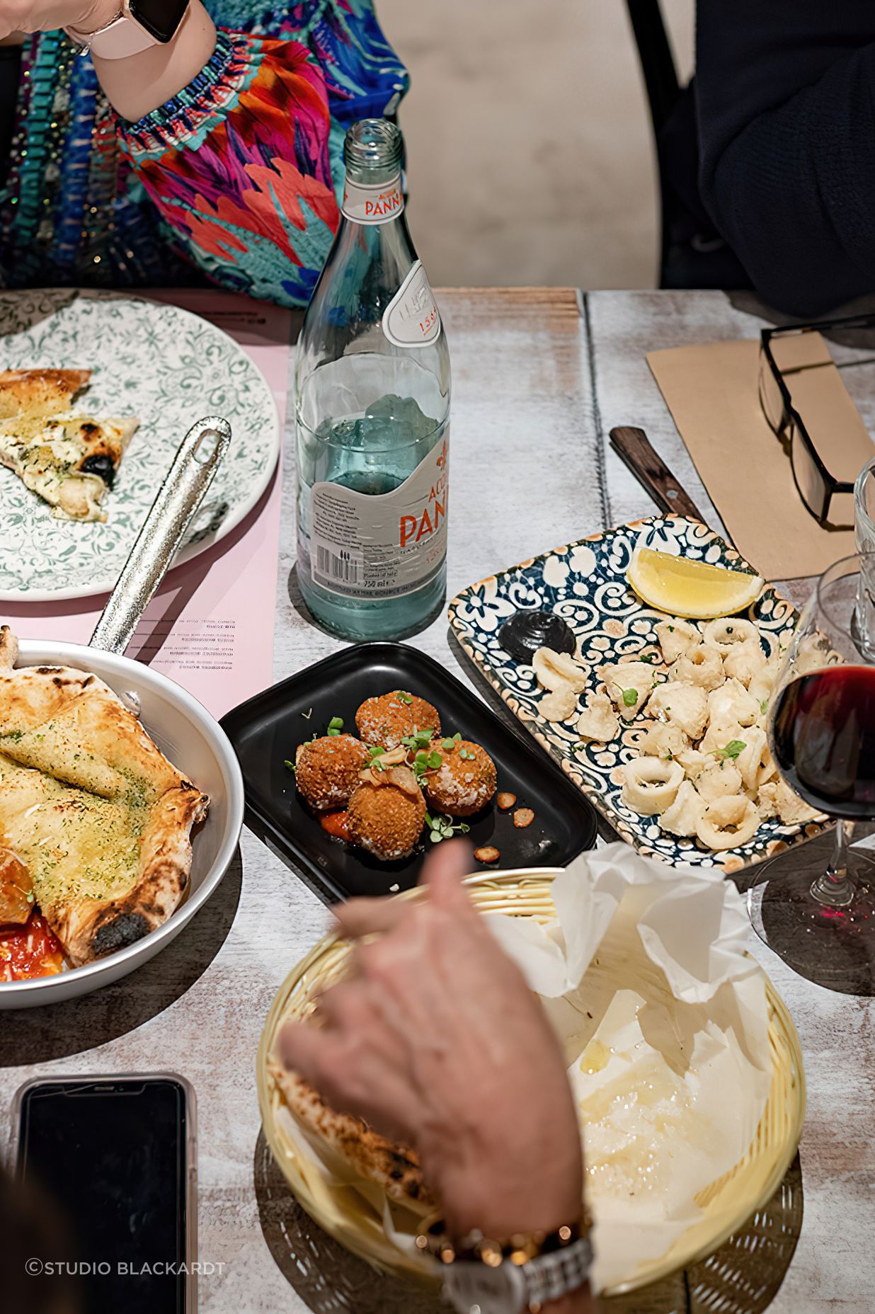 Italian-Street-Kitchen-by-Isabella26-gigapixel-standard-scale-200x.jpg