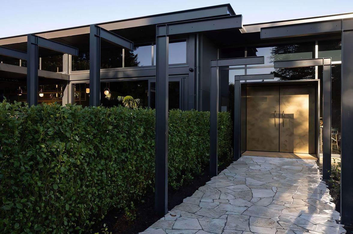 Pask Winery Cellar Door Restaurant & Bar