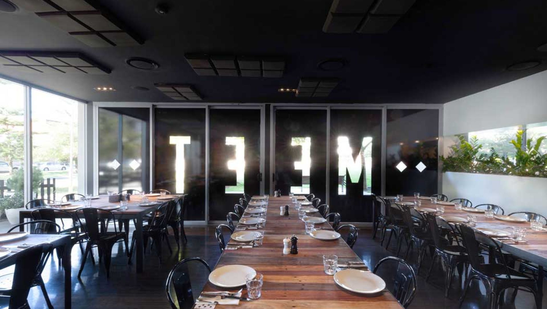 Meet Restaurant banner